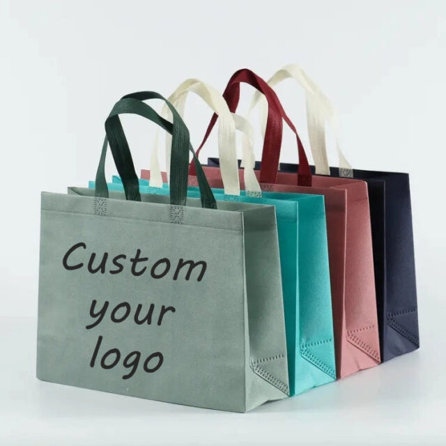 Cartoon Non Woven Bags with Handles
