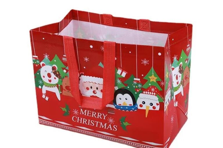 Christmas Popular High Quality Non Woven Bags With Handle Wholesale (6) Christmas Non Woven Bags With Handle