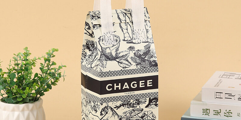 Laminated Non Woven Bags with Foldable Handles for Shopping Advertising and Clothing Packaging (4) Non Woven Bags with Foldable Handles